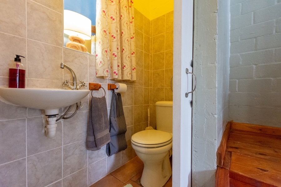 5 Bedroom Property for Sale in Britannia Bay Western Cape